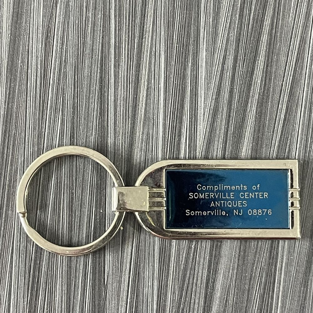 Genuine ‎ Metal Keyring Silver